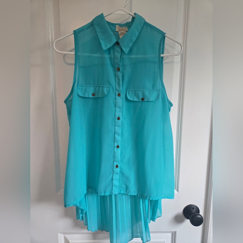 Eyelash Couture Turquoise Sheer Sleeveless Blouse With Hi-low Hem Size M